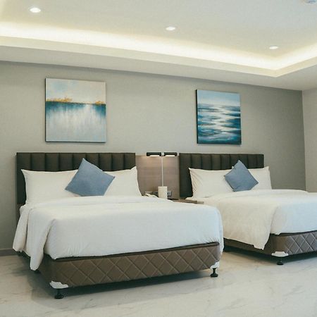 NS Royal Hotel - Quarantine Hotel Cebu Esterno foto