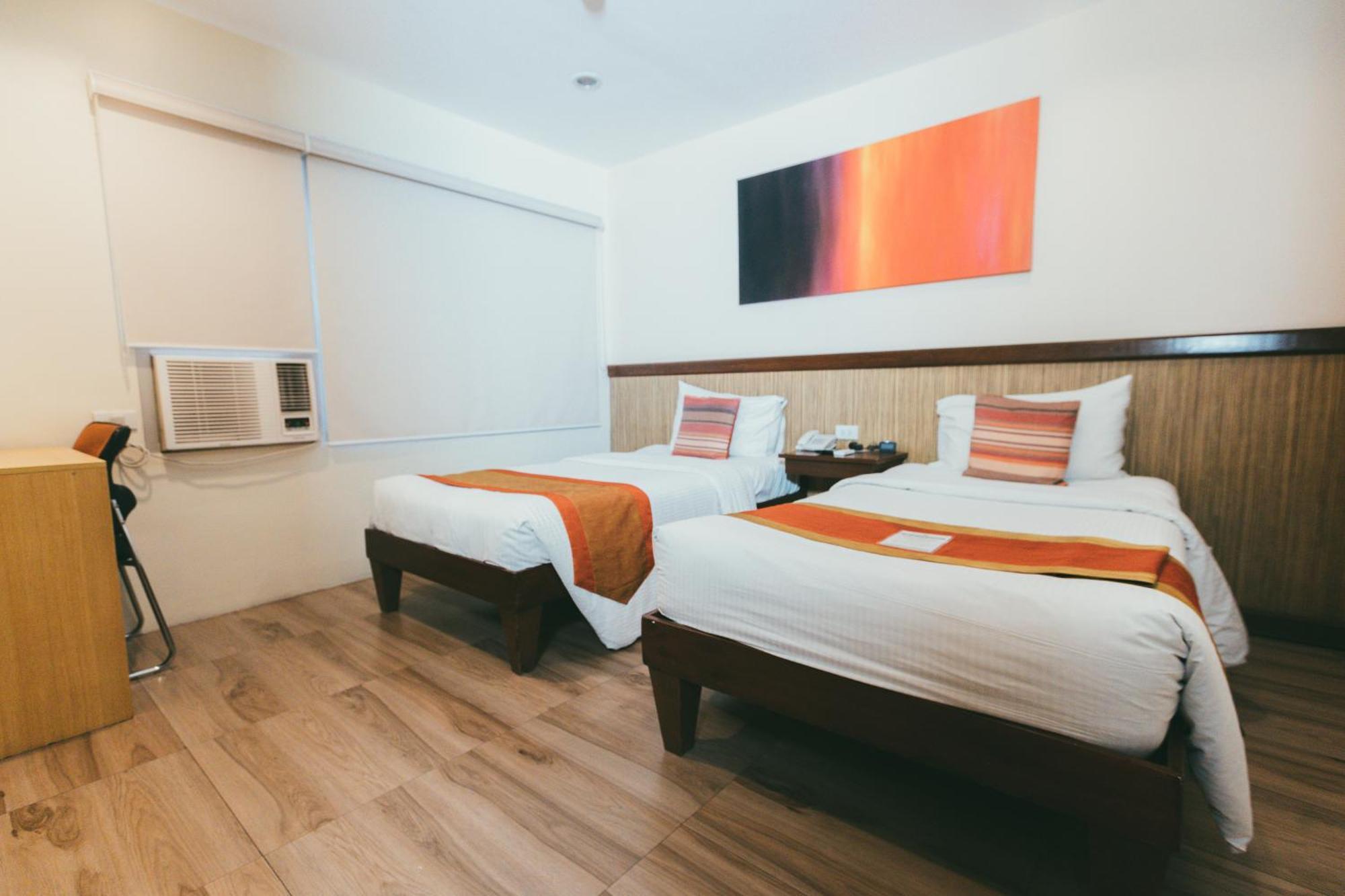 NS Royal Hotel - Quarantine Hotel Cebu Esterno foto