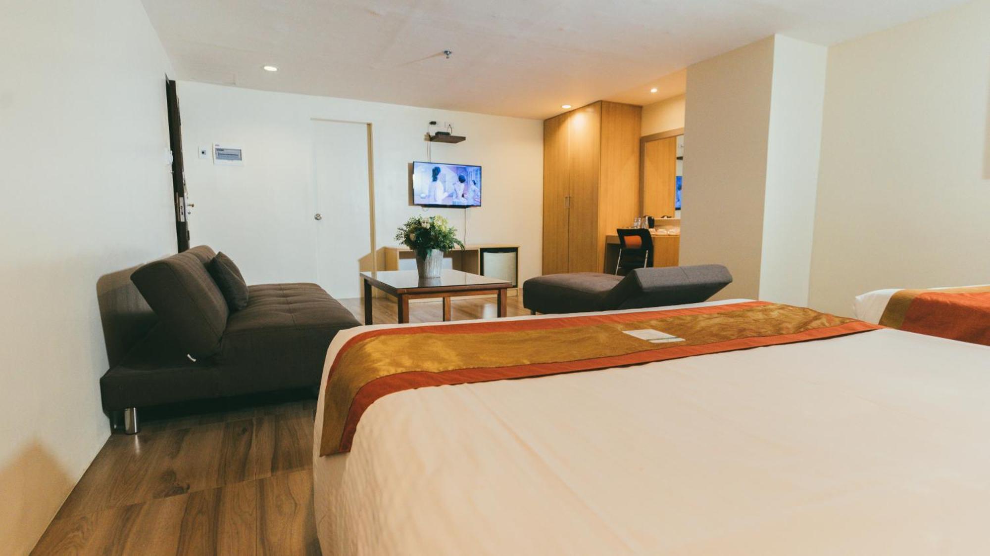 NS Royal Hotel - Quarantine Hotel Cebu Esterno foto